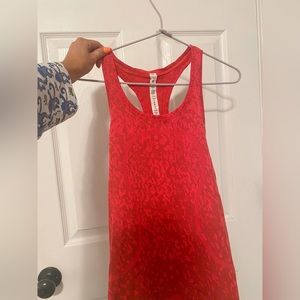 Lululemon swiftly tank